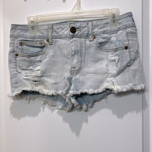 American Eagle Light Wash Denim Shorts Size 8